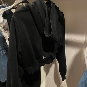ALO Crop Hoodie